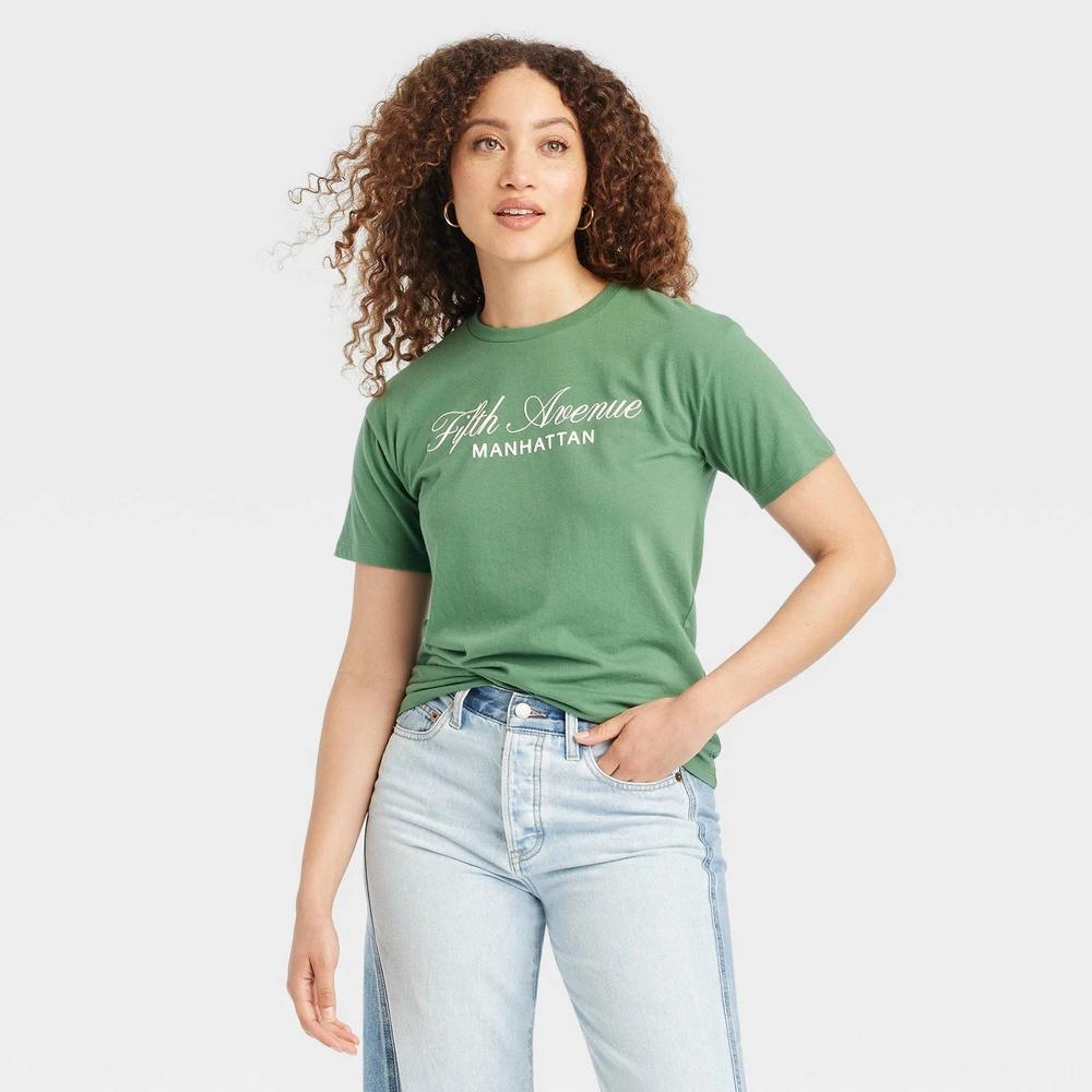 Womens Fifth Avenue Manhattan Short Sleeve Graphic T-Shirt Product Image