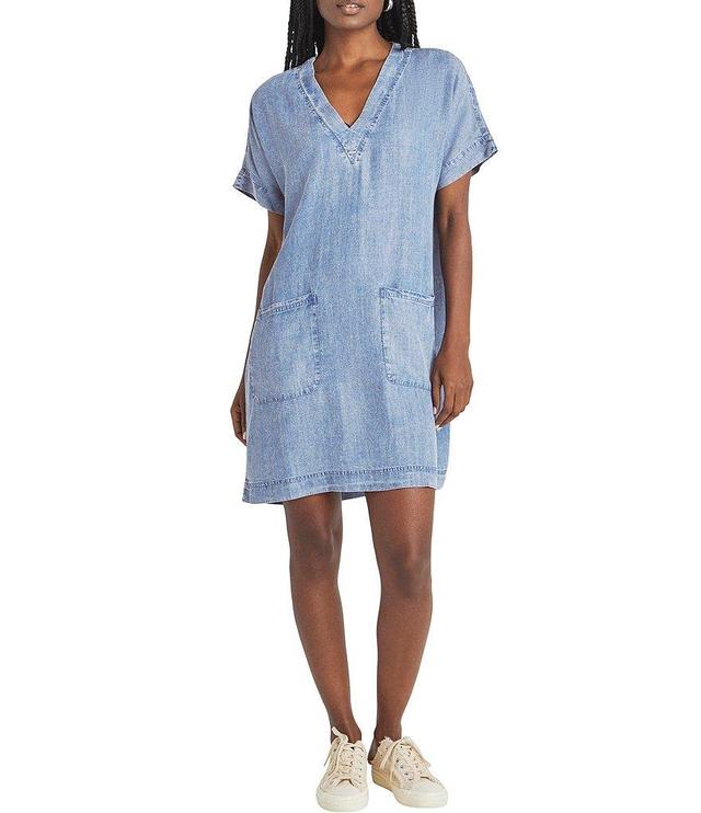 Splendid Vienna Chambray V-Neck Short Sleeve Patch Pocket Dress Product Image