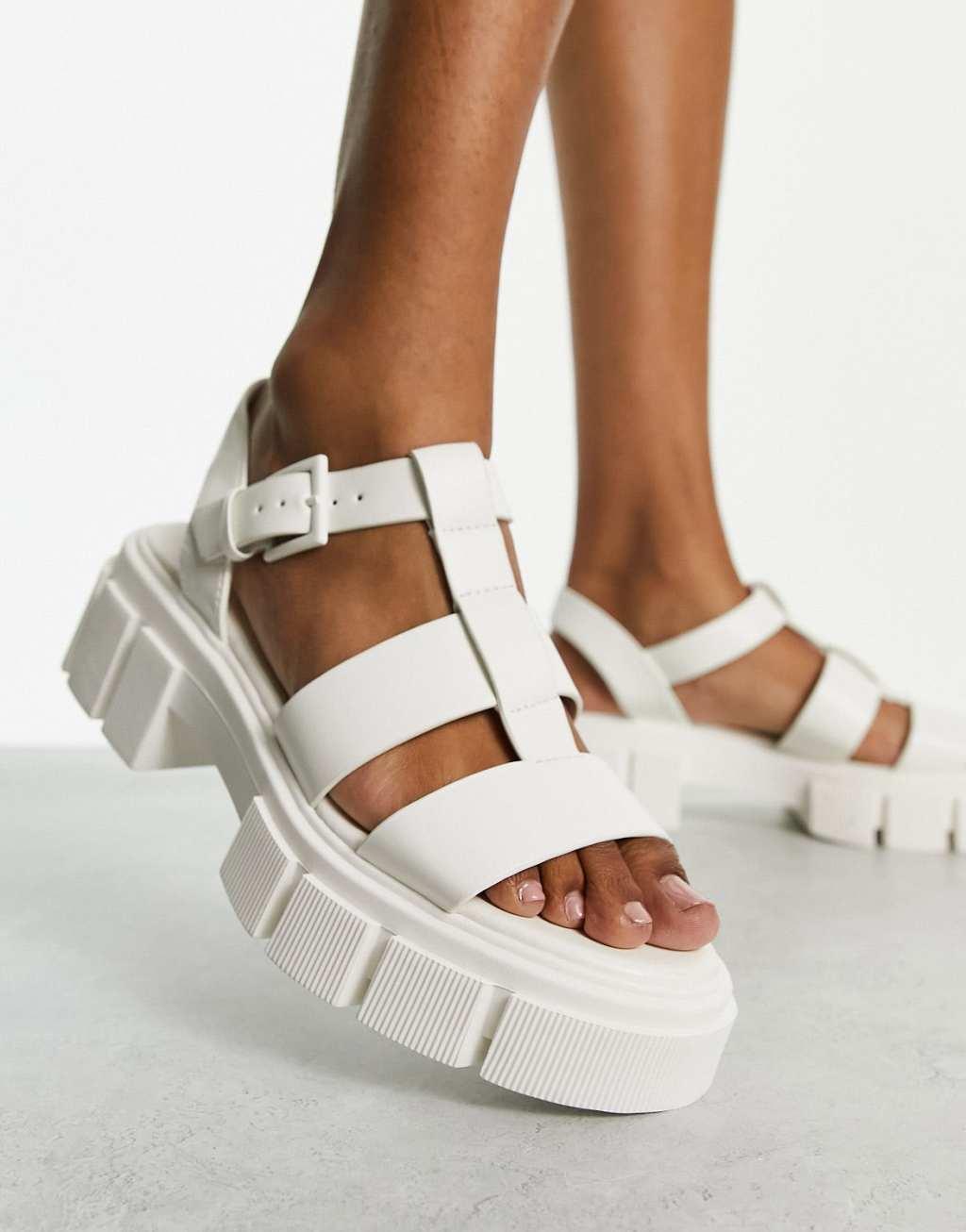 Stradivarius multi strap chunky sandal product image