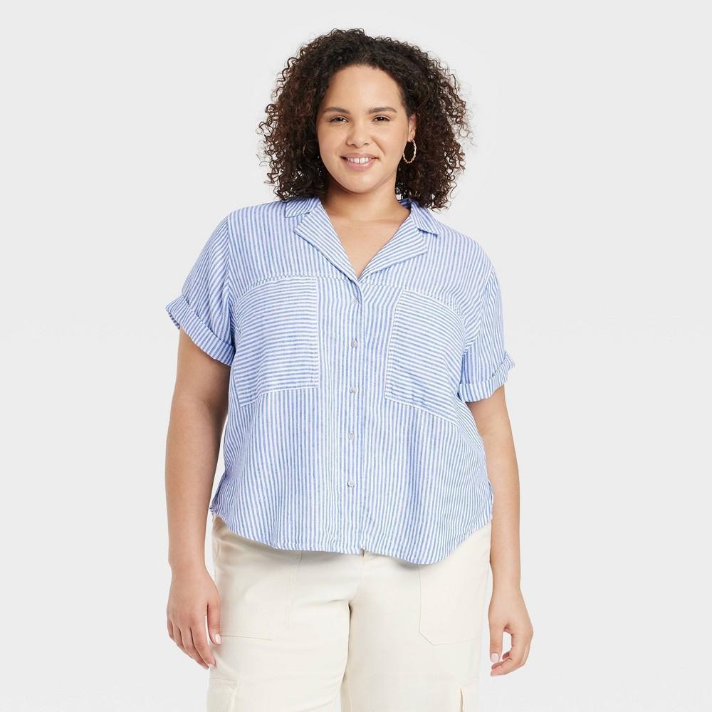 Womens Short Sleeve Collared Button-Down Shirt - Universal Thread Blue Striped XXL Product Image