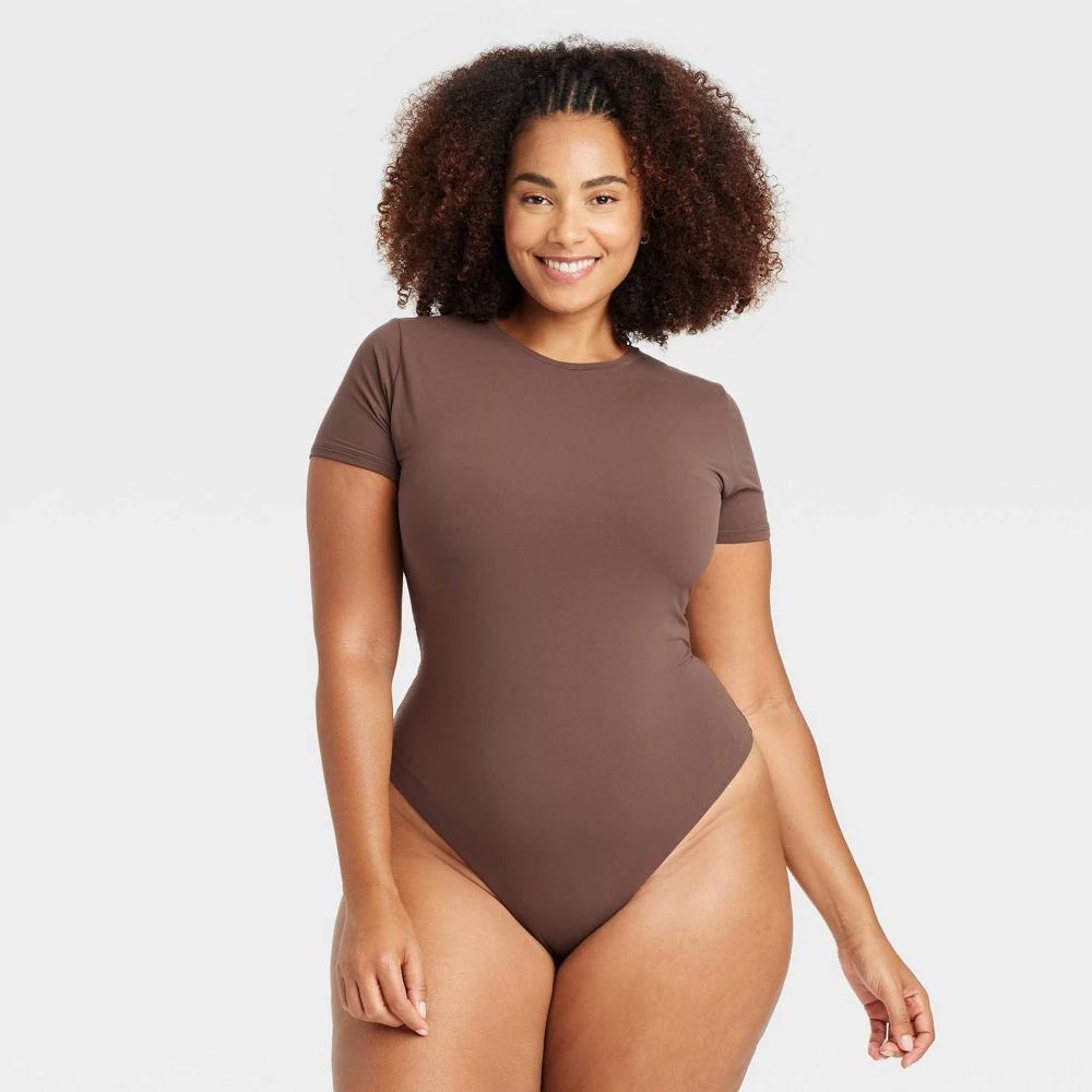 Womens Luxury Collection 4-Way Stretch Short Sleeve Bodysuit - Auden Cocoa XXL Product Image