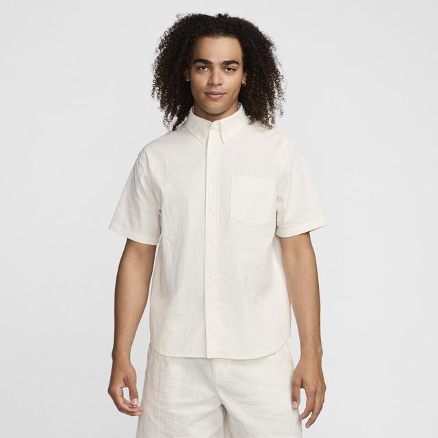 Nike Mens Life Short-Sleeve Seersucker Button-Down Shirt Product Image