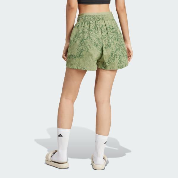 City Escape Woven Shorts Product Image