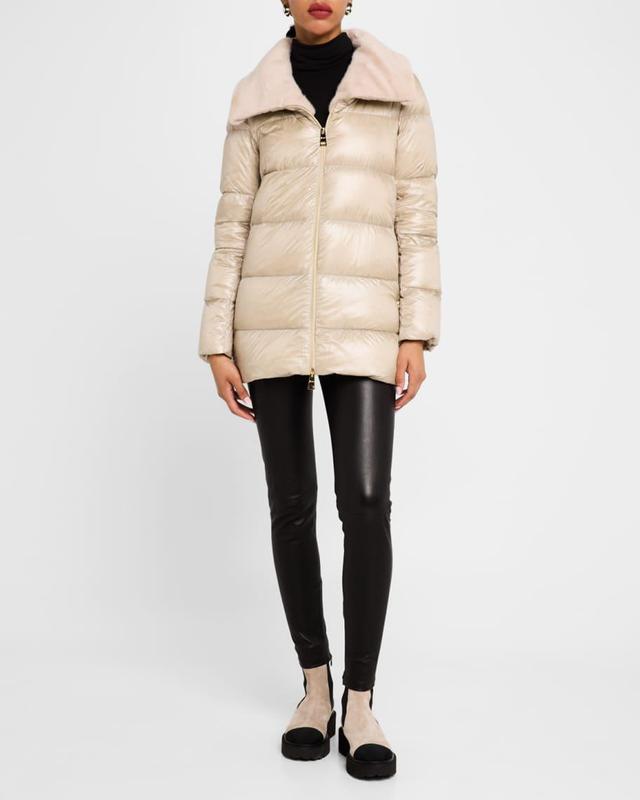 A-Shape Ultralight Down Jacket with New Lady Faux-Fur  Product Image