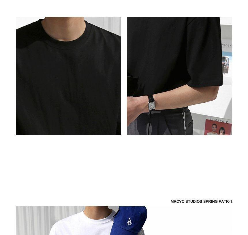 Short-Sleeve Crew Neck Plain T-Shirt Product Image