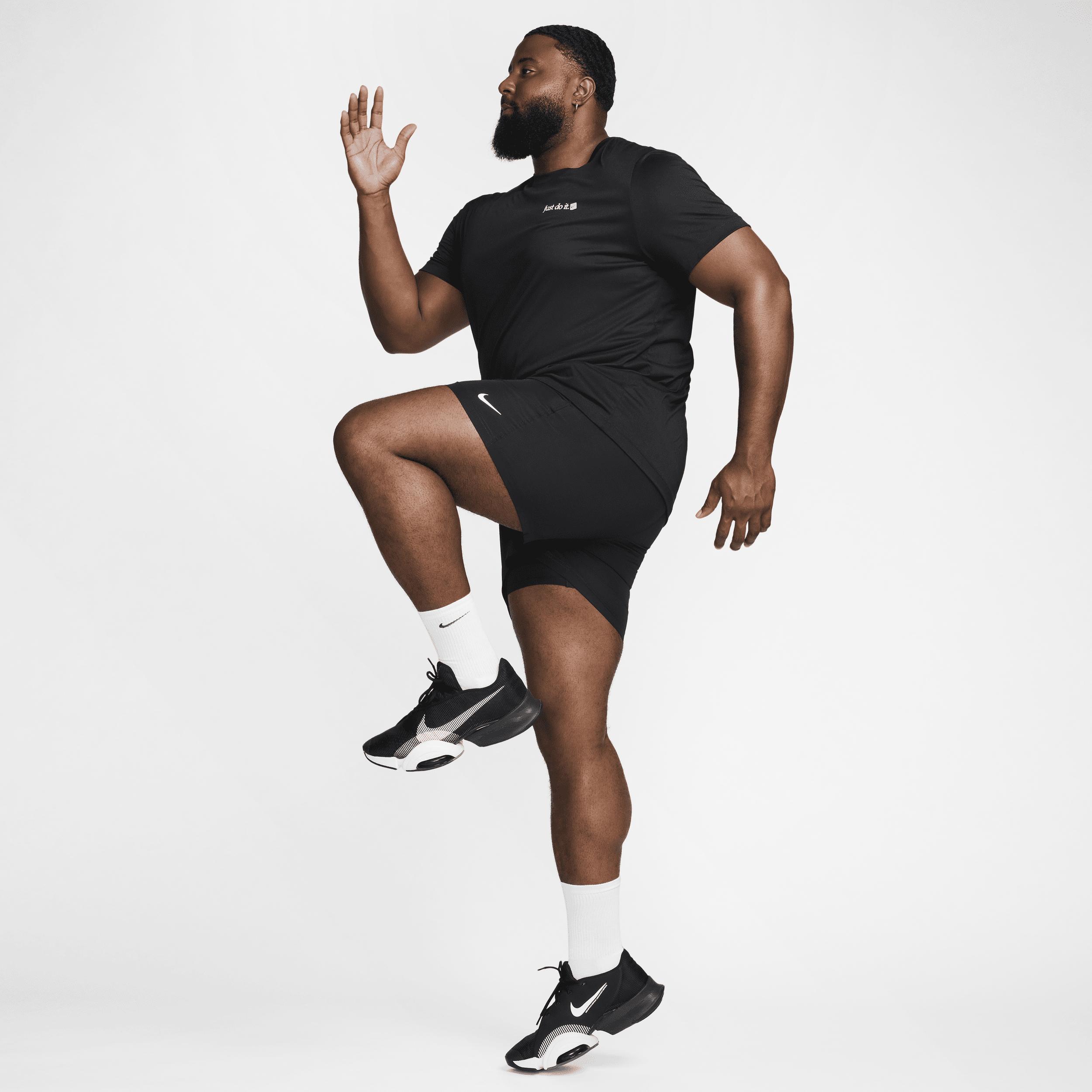 Nike Men's Dri-FIT Fitness T-Shirt Product Image