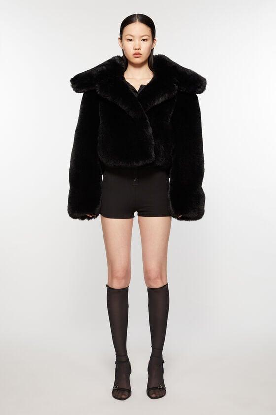 Fluffy jacket Product Image