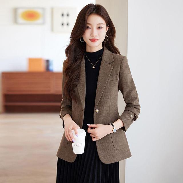 Notch Lapel Plain Single-Button Blazer Product Image