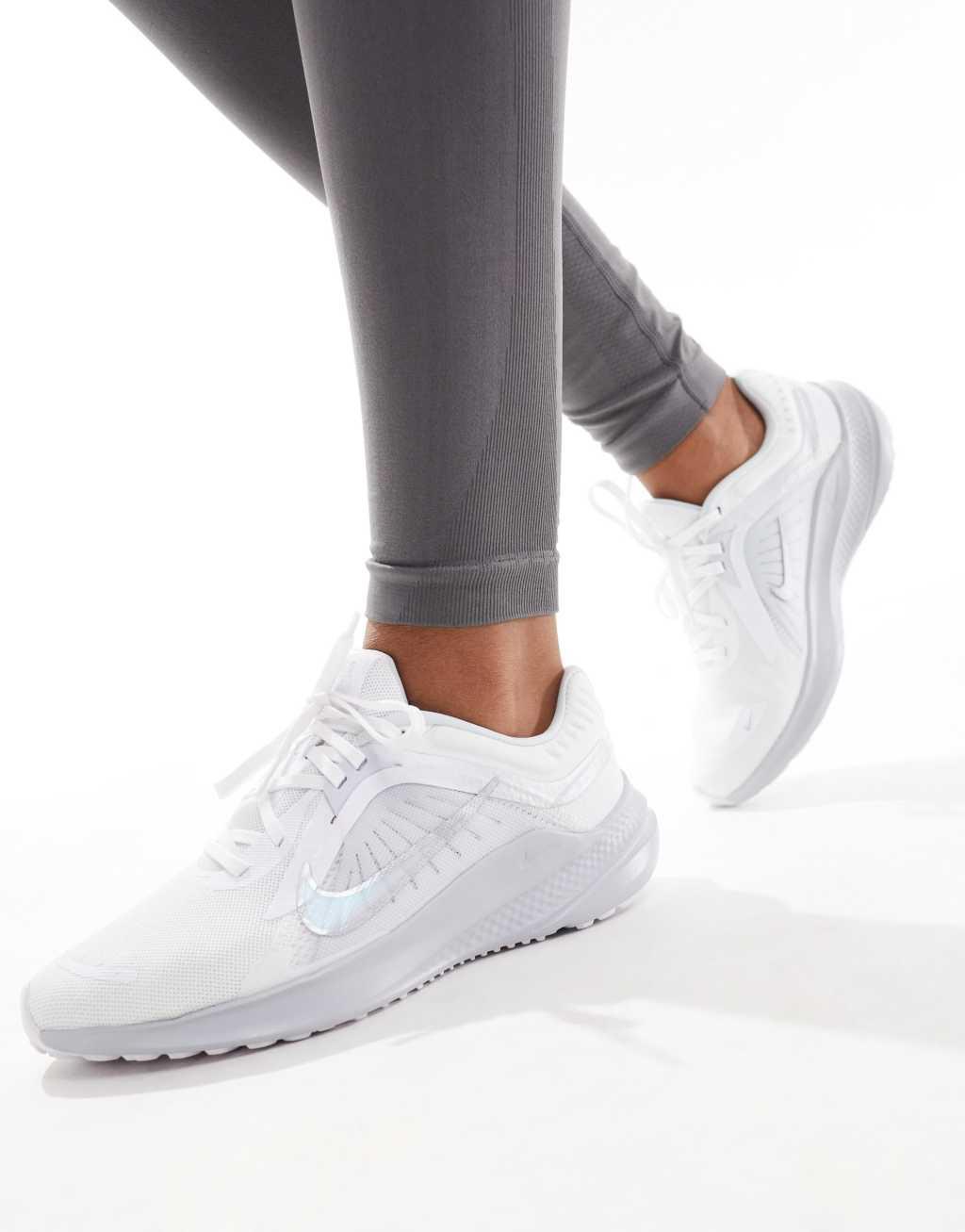 Nike Quest 5 sneakers Product Image