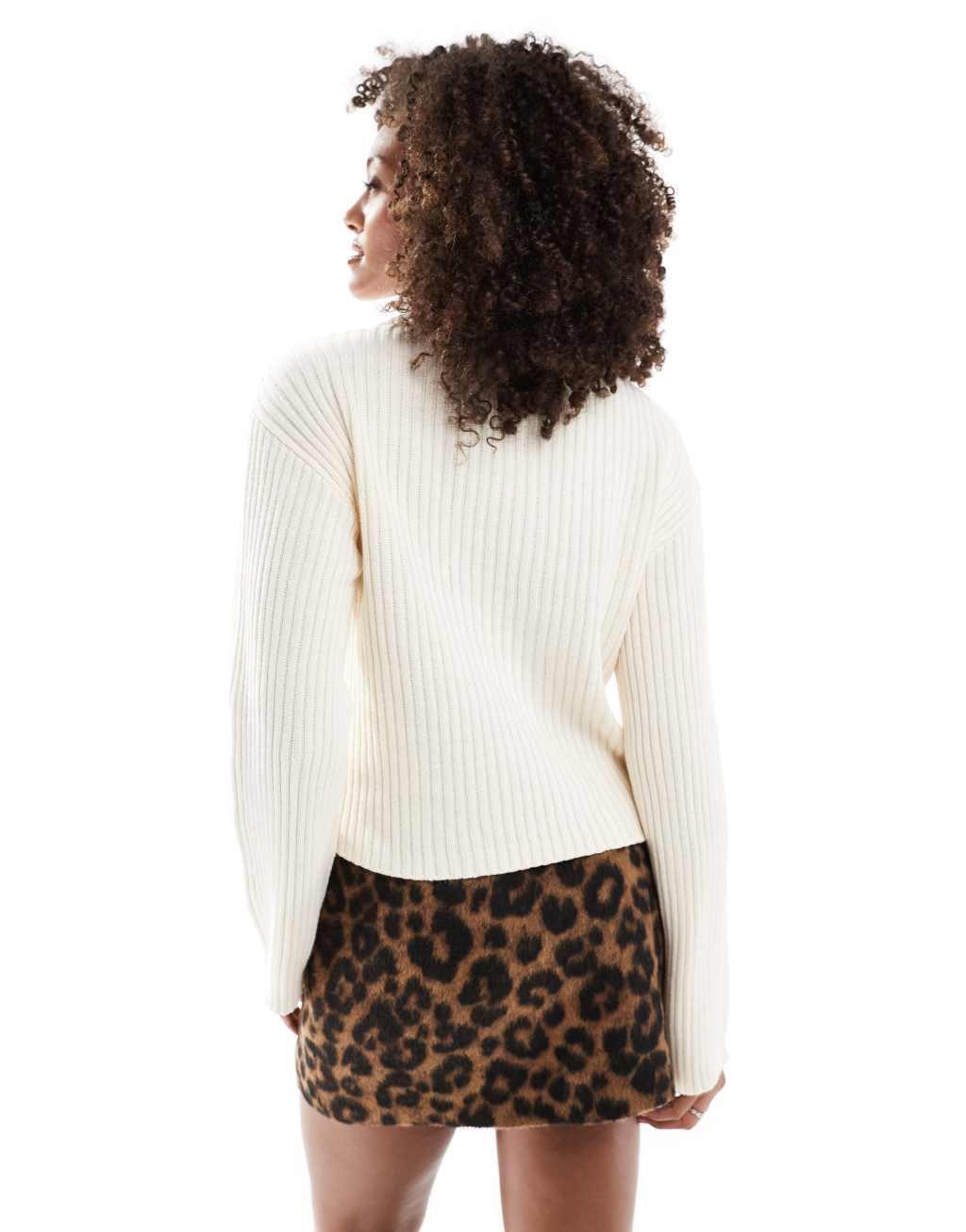 Vero Moda short chunky ribbed sweater in cream Product Image