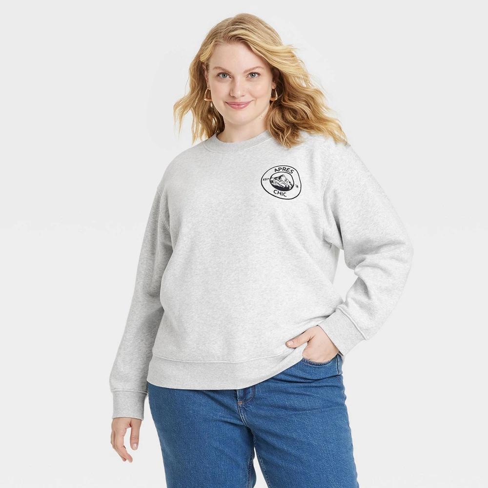 Womens Leisure Studio Graphic Sweatshirt - Universal Thread Heather 2X Product Image