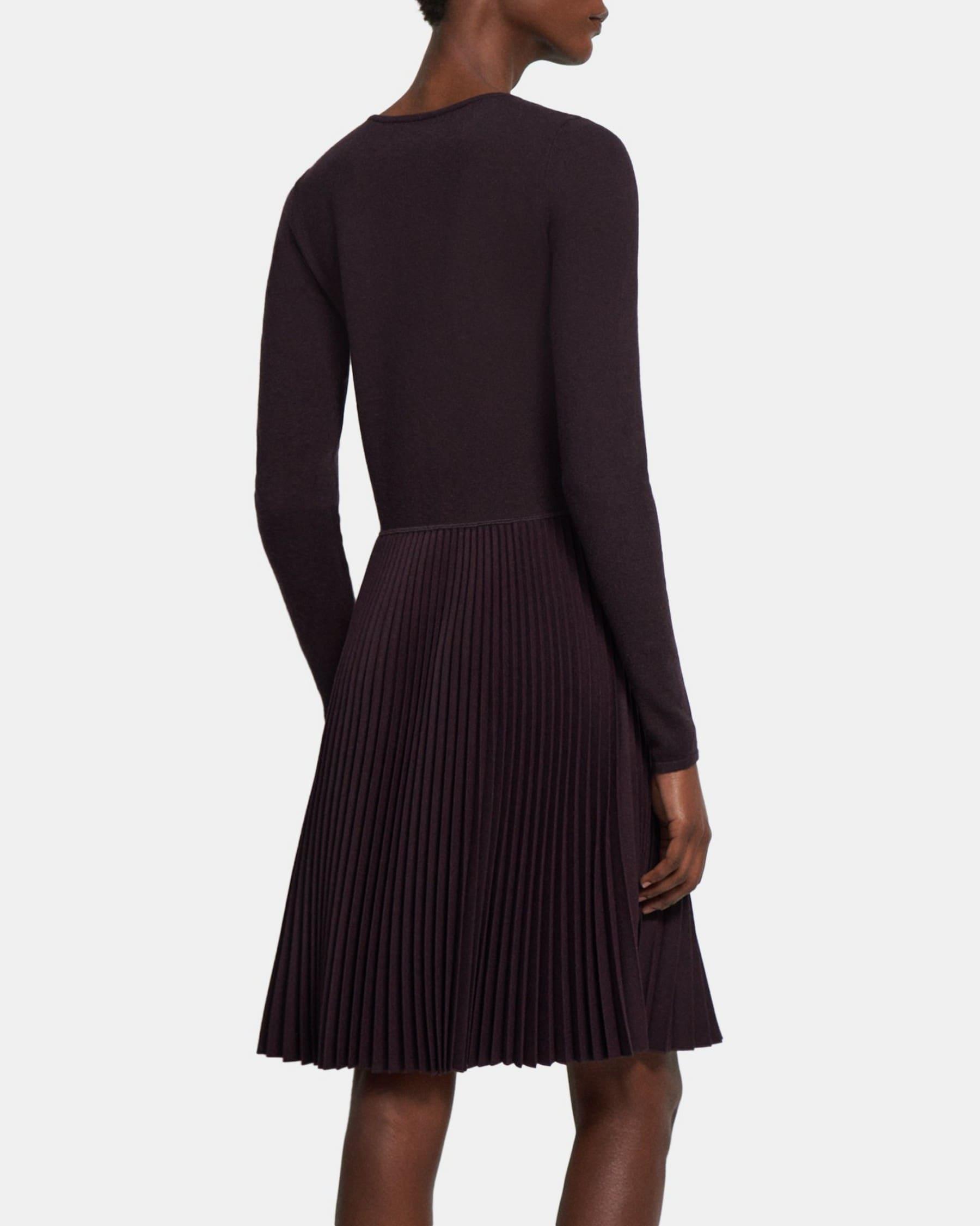 Pleated Long Sleeve Dress in Wool-Blend Flannel Product Image