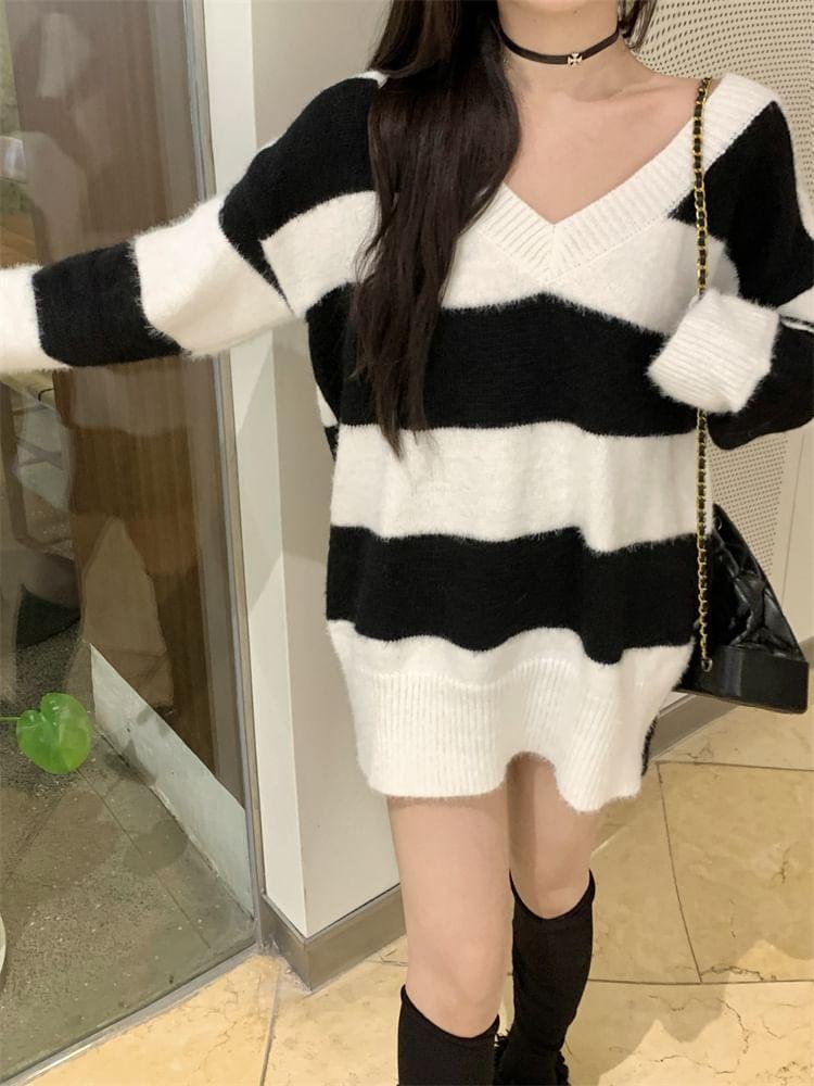 V-Neck Striped Cardigan Product Image