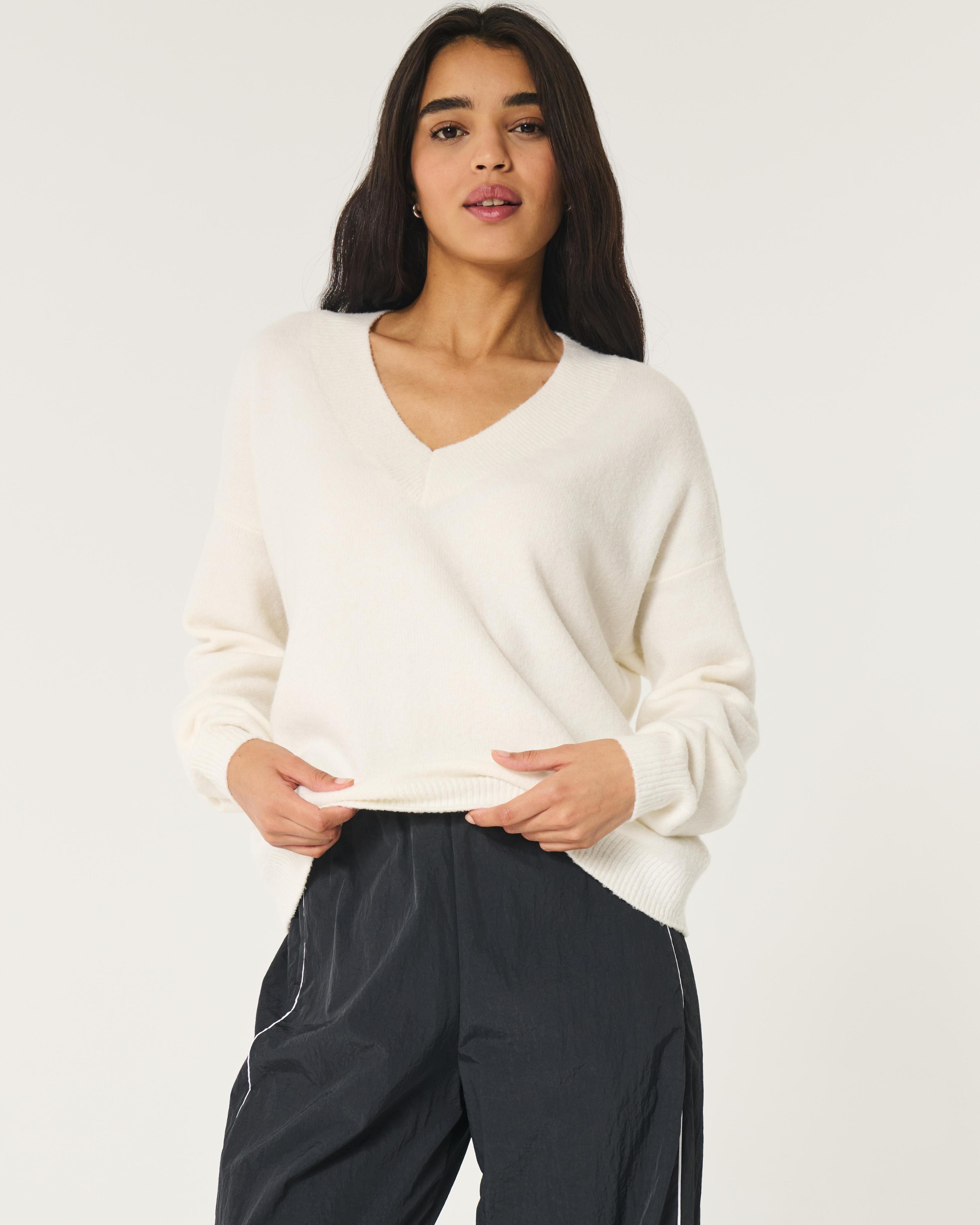 Hollister Comfy Cloud Oversized V-Neck Sweater Product Image