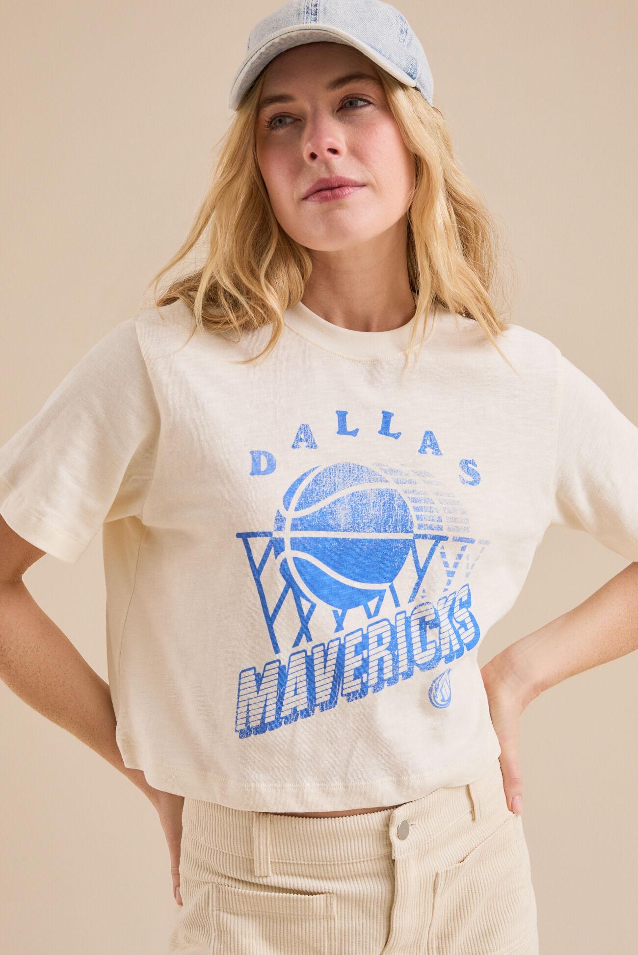 Dallas Mavericks Cropped Tee Product Image