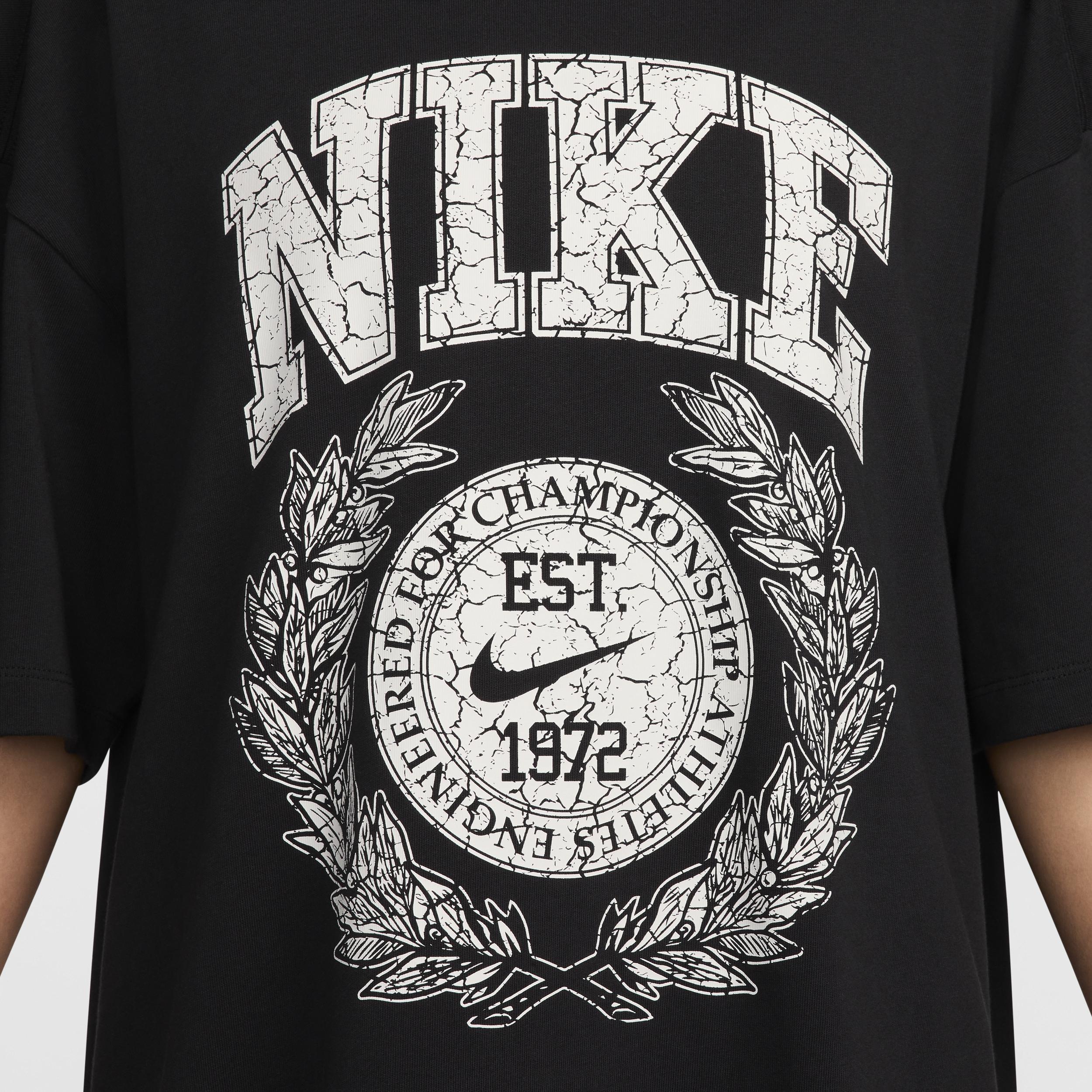 Women's Nike Sportswear Essential Oversized T-Shirt Product Image