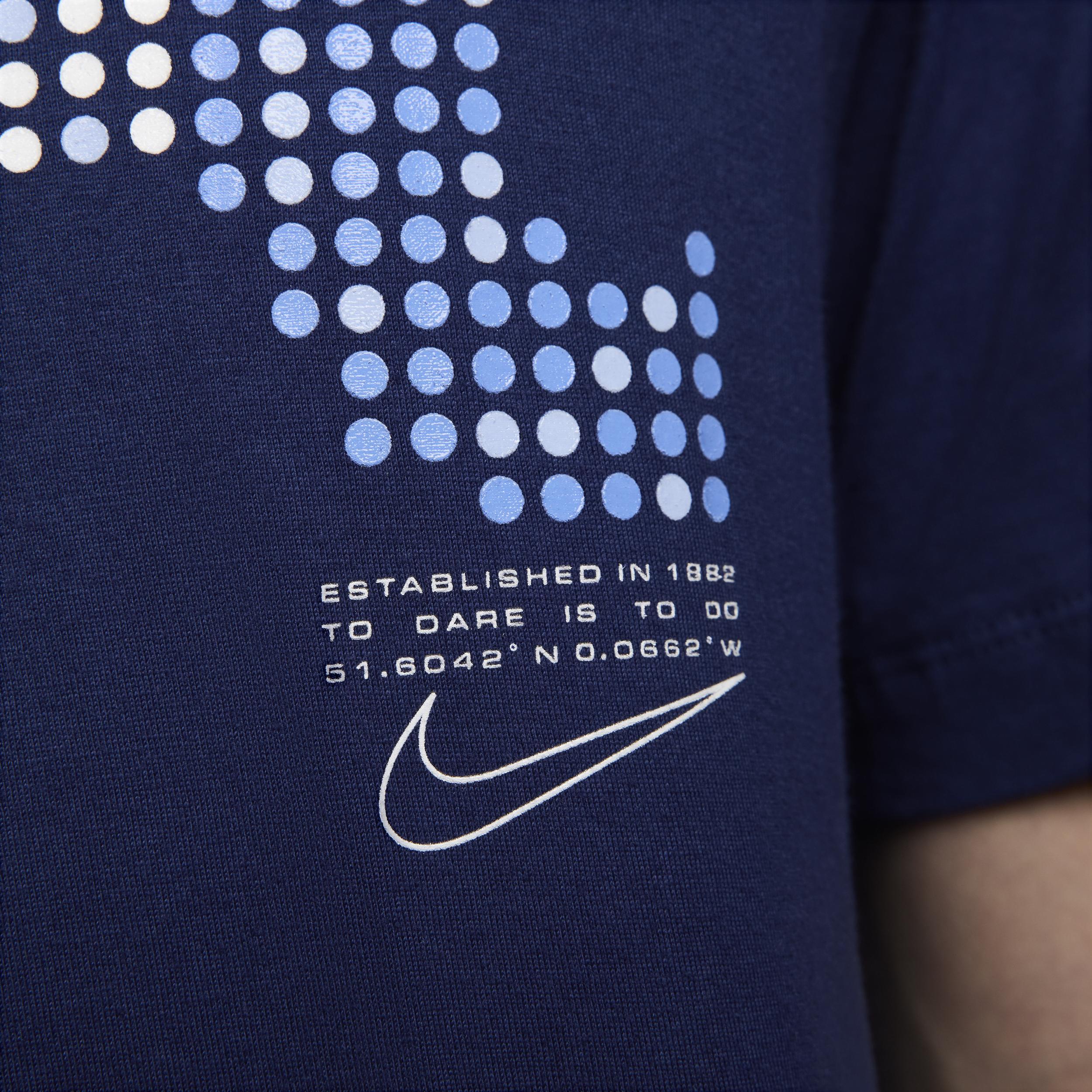 Tottenham Hotspur Nike Men's Soccer T-Shirt Product Image