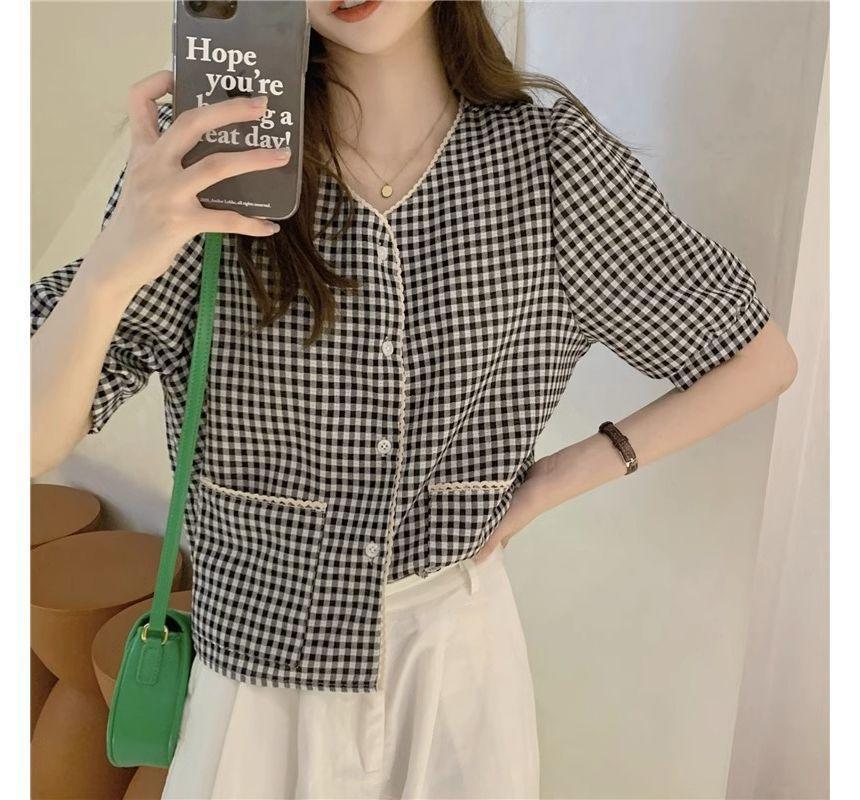 Short-Sleeve V-Neck Gingham Lace Trim Blouse Product Image