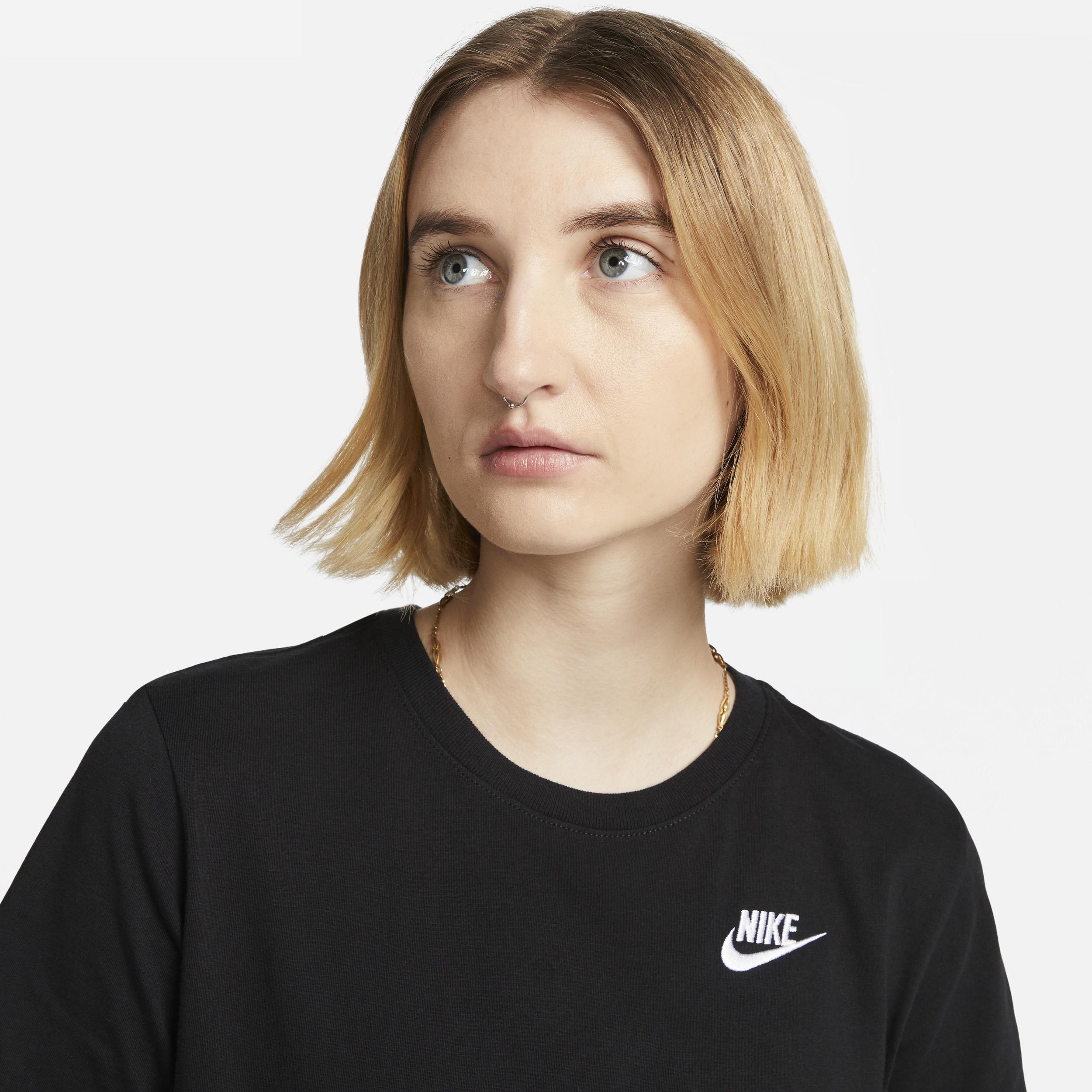 Women's Nike Sportswear Club Essentials T-Shirt Product Image