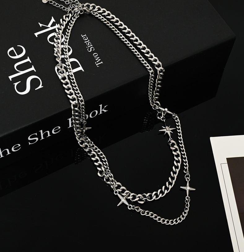 Star Chain Layered Necklace Product Image