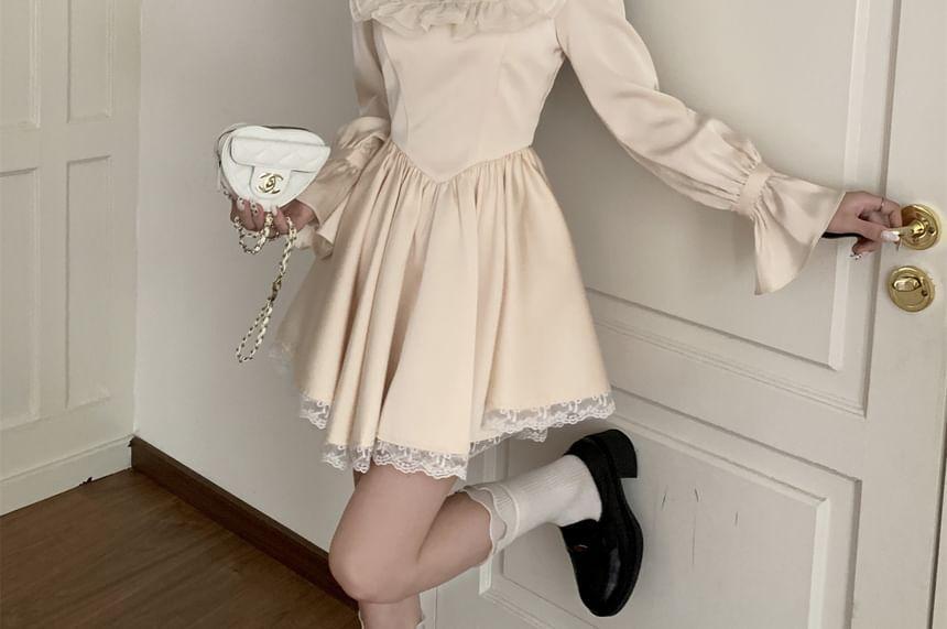 Palace Style Puff Sleeve Ruffled-Trim Lace-Hem Slim-Fit Mini A-Line Dress Product Image