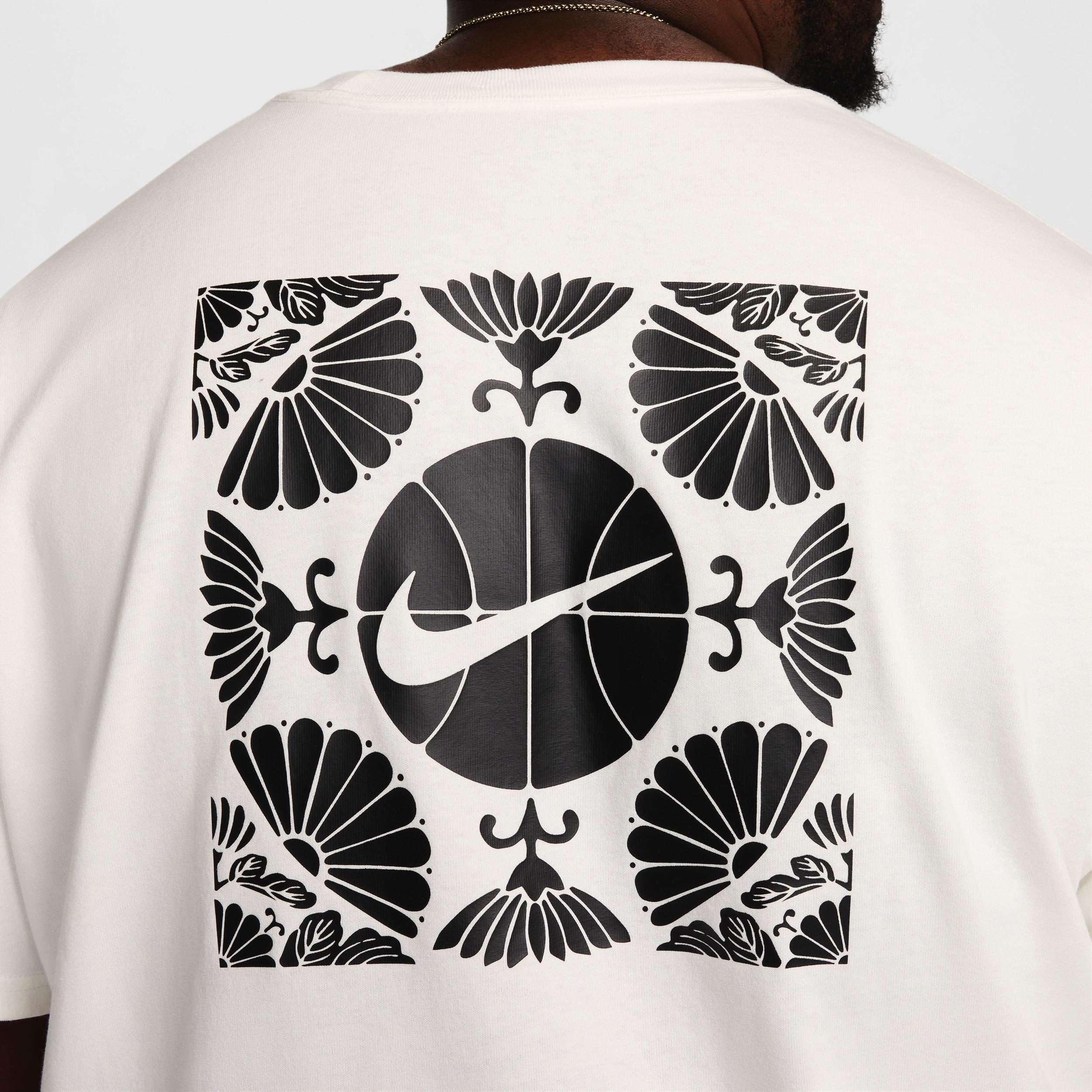 Nike Men's Max90 Basketball T-Shirt Product Image