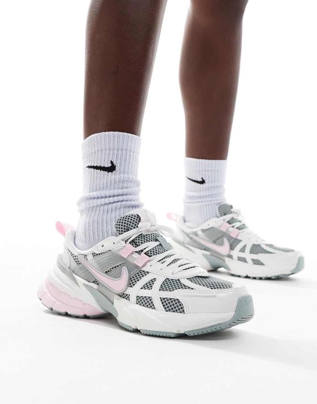 Nike V2K Run sneakers in white and pink Product Image