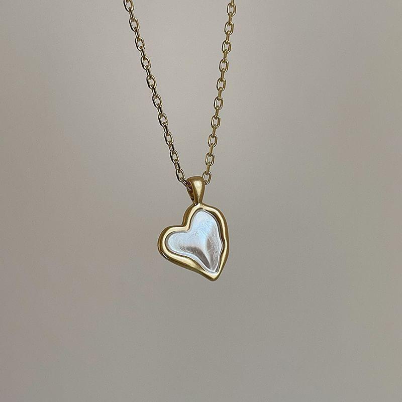 Heart Necklace / Stud Earring Product Image