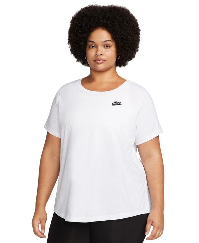 Plus Size Nike Sportswear Club Tee, Womens, Size: 1XL, Grey Product Image