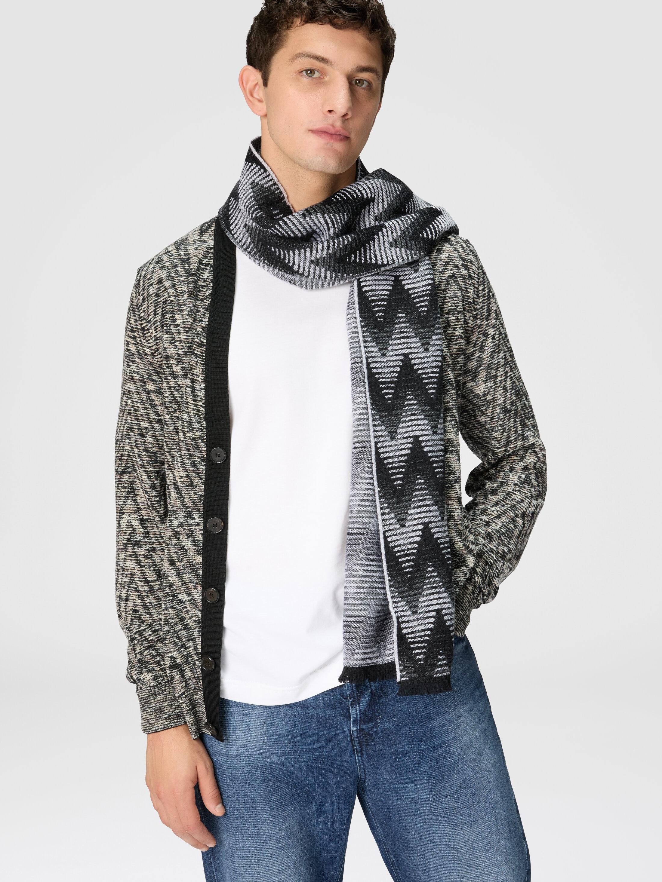 Zig zag wool scarf with logo Product Image