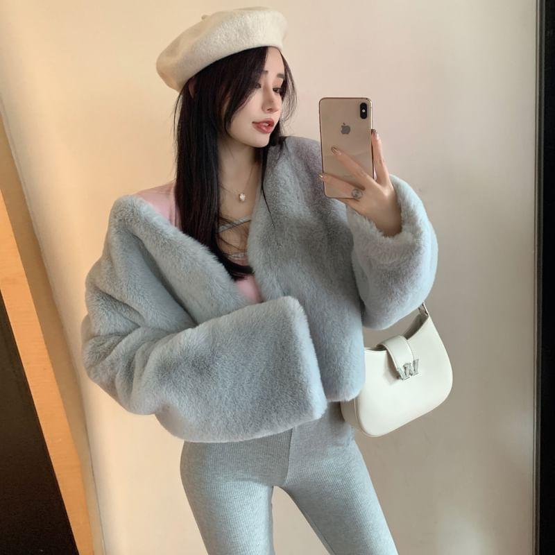 V-Neck Plain Faux Fur Fluffy Crop Coat Product Image