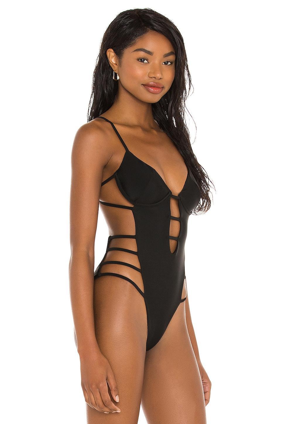 The Lexa One Piece lovewave Product Image