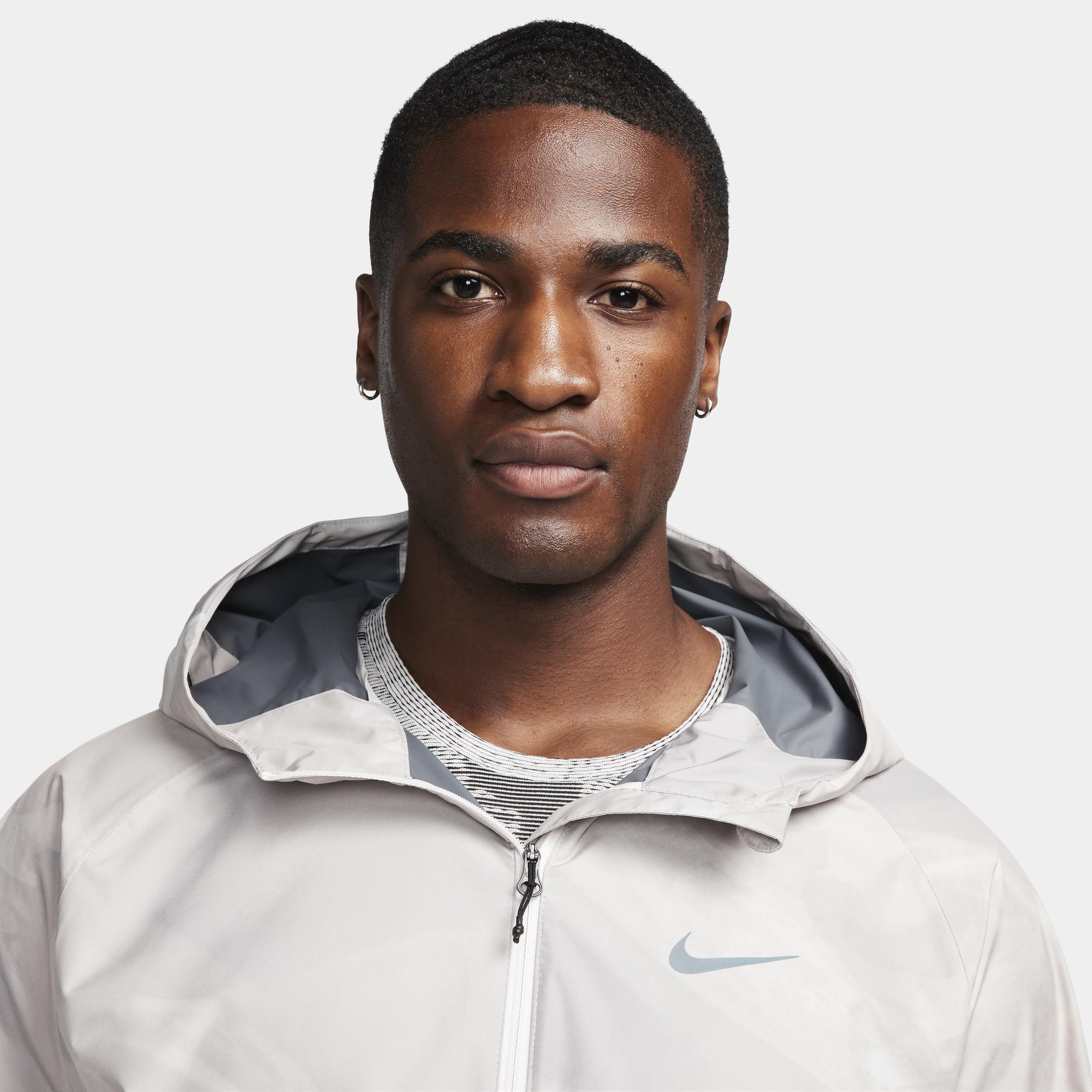 Nike Men's Storm-FIT Running Division Running Jacket Product Image