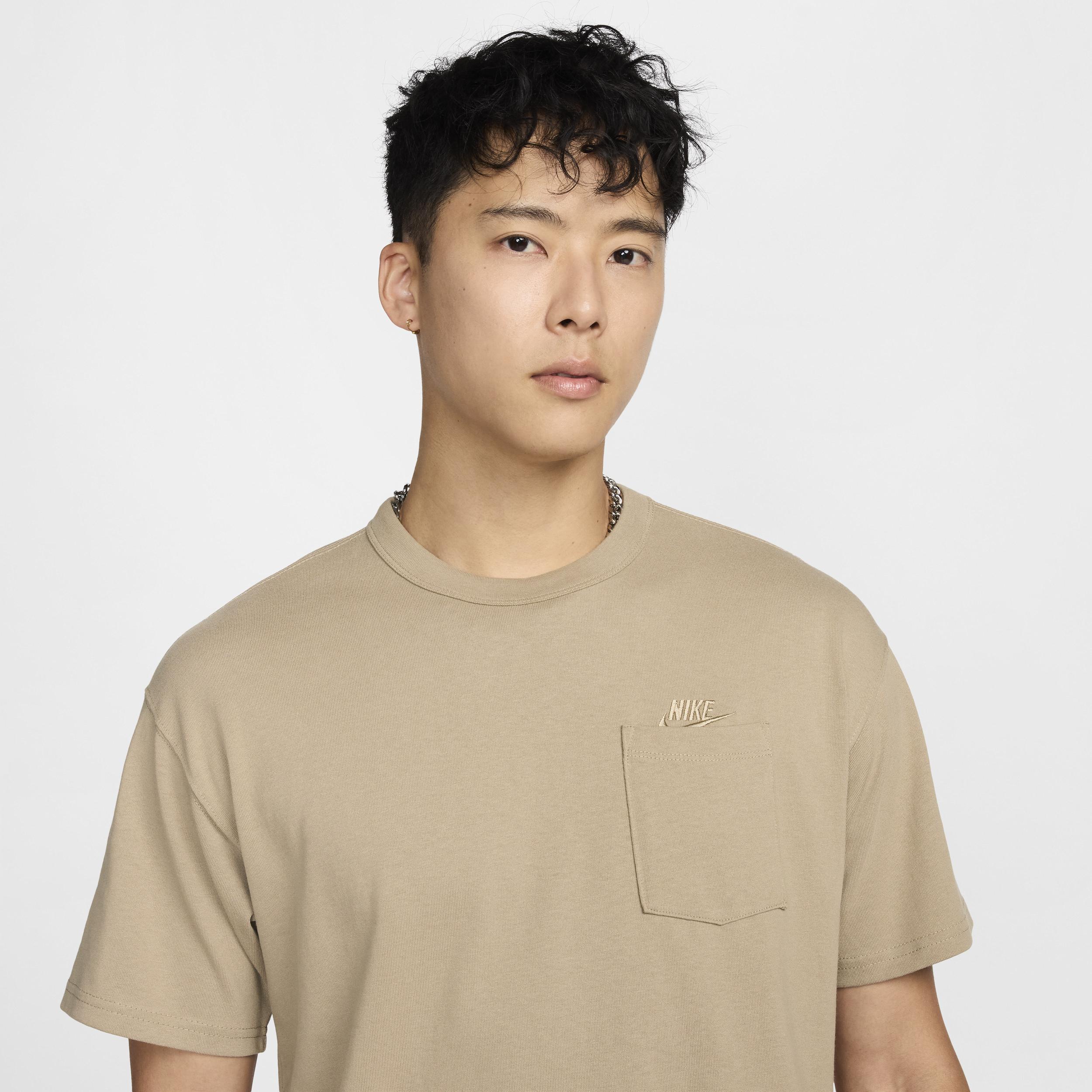 Men's Nike Sportswear Premium Essentials Pocket T-Shirt Product Image