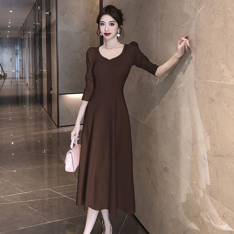 Long-Sleeve Plain Midi A-Line Knit Dress Product Image