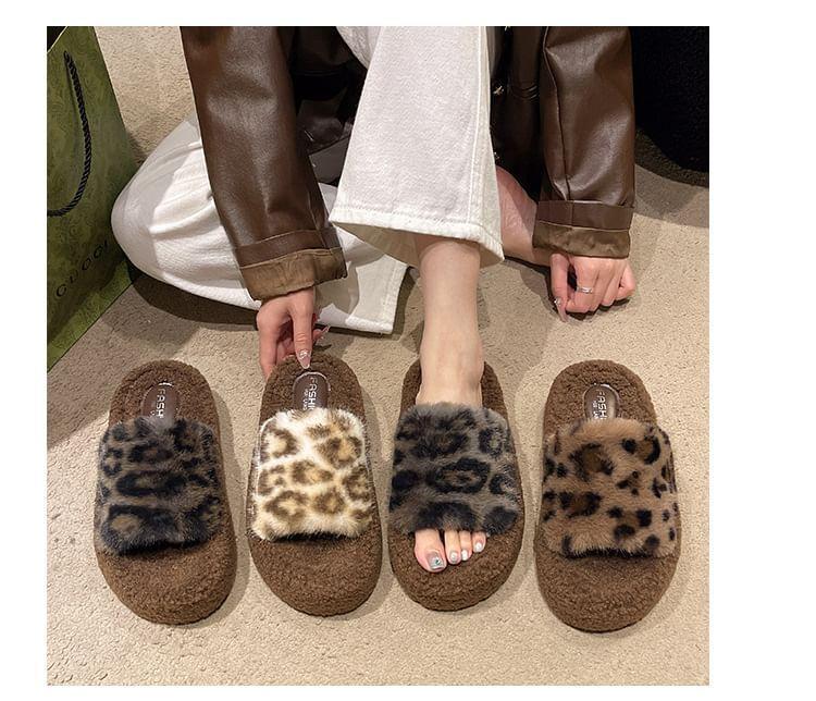 Leopard Print Fleece Slide Sandals Product Image