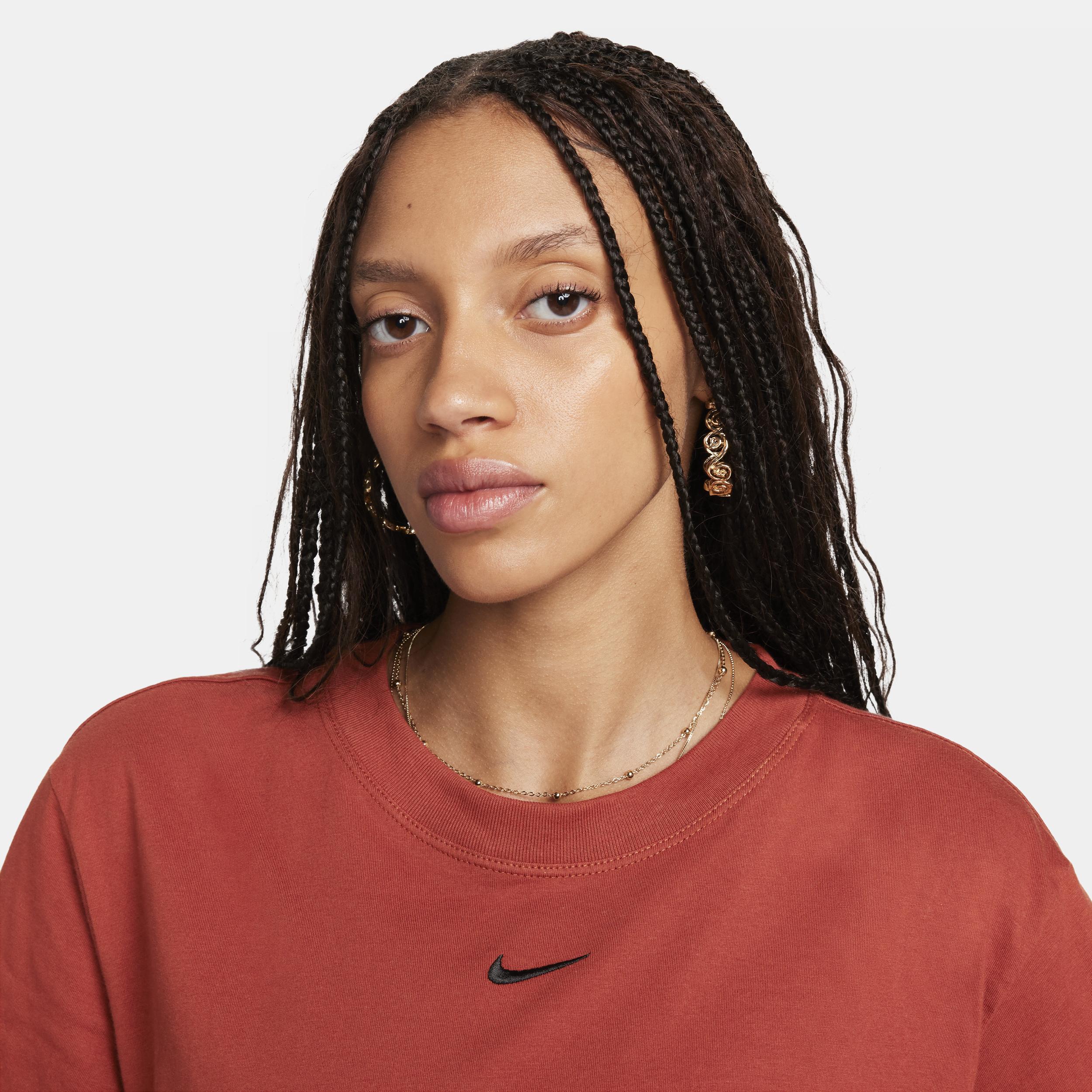 Women's Nike Sportswear Essential T-Shirt Product Image