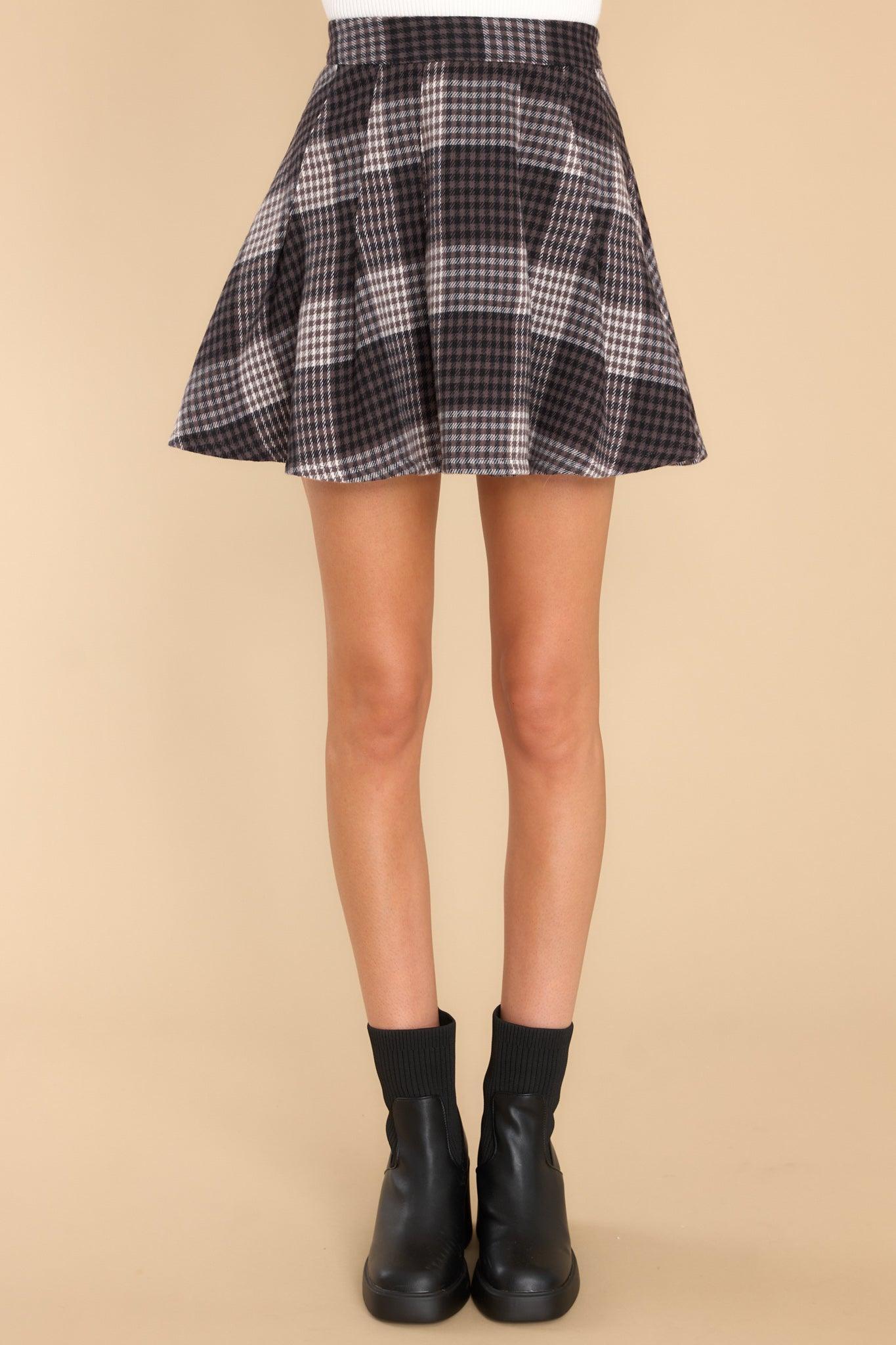 The Fine Print Dark Brown Houndstooth Skirt Product Image