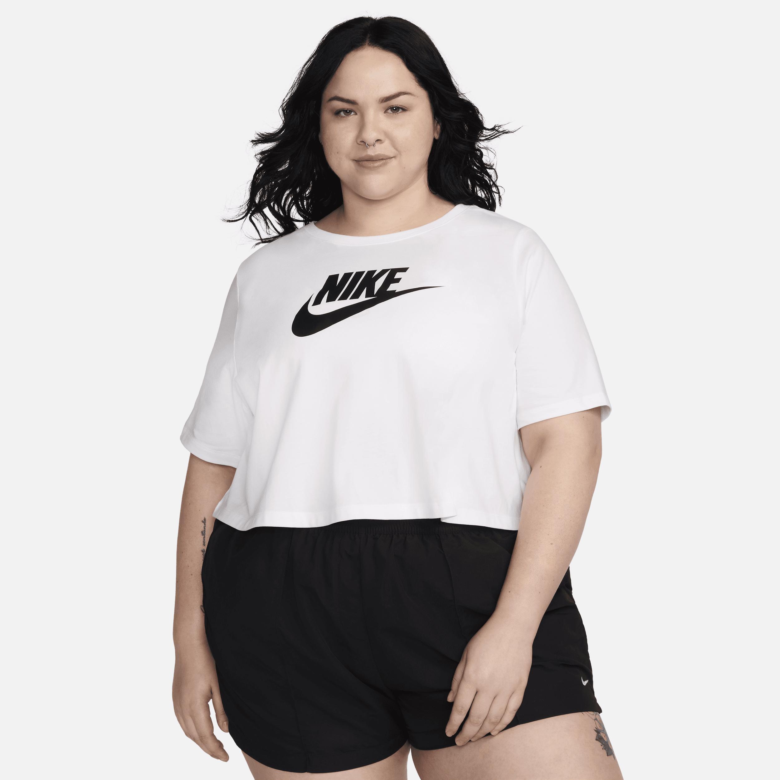 Women's Nike Sportswear Essential Cropped Logo T-Shirt (Plus Size) Product Image