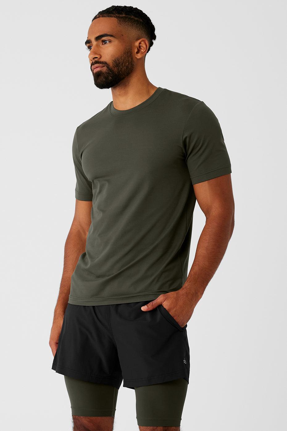 Conquer Reform Crewneck Short Sleeve - Stealth Green Male Product Image