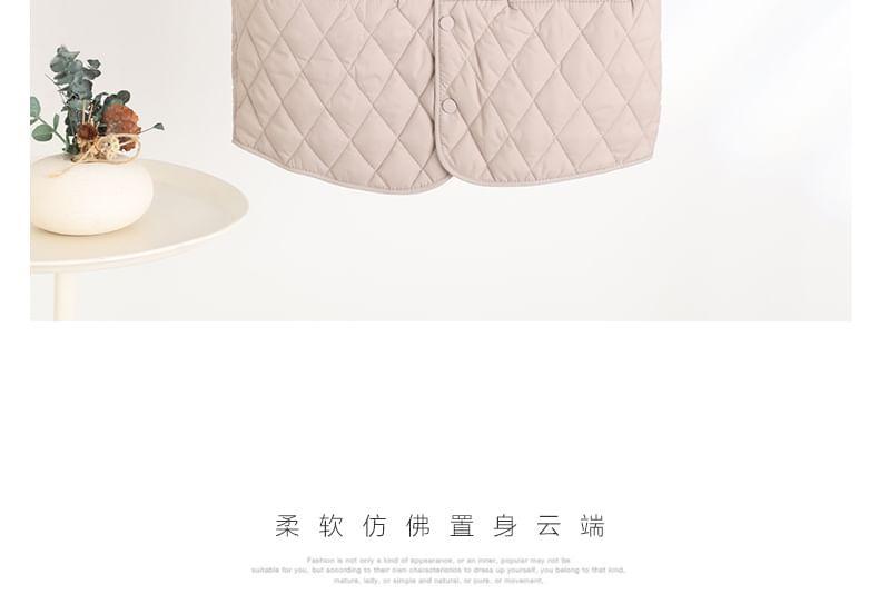 V-Neck Plain Quilted Button-Up Vest Product Image