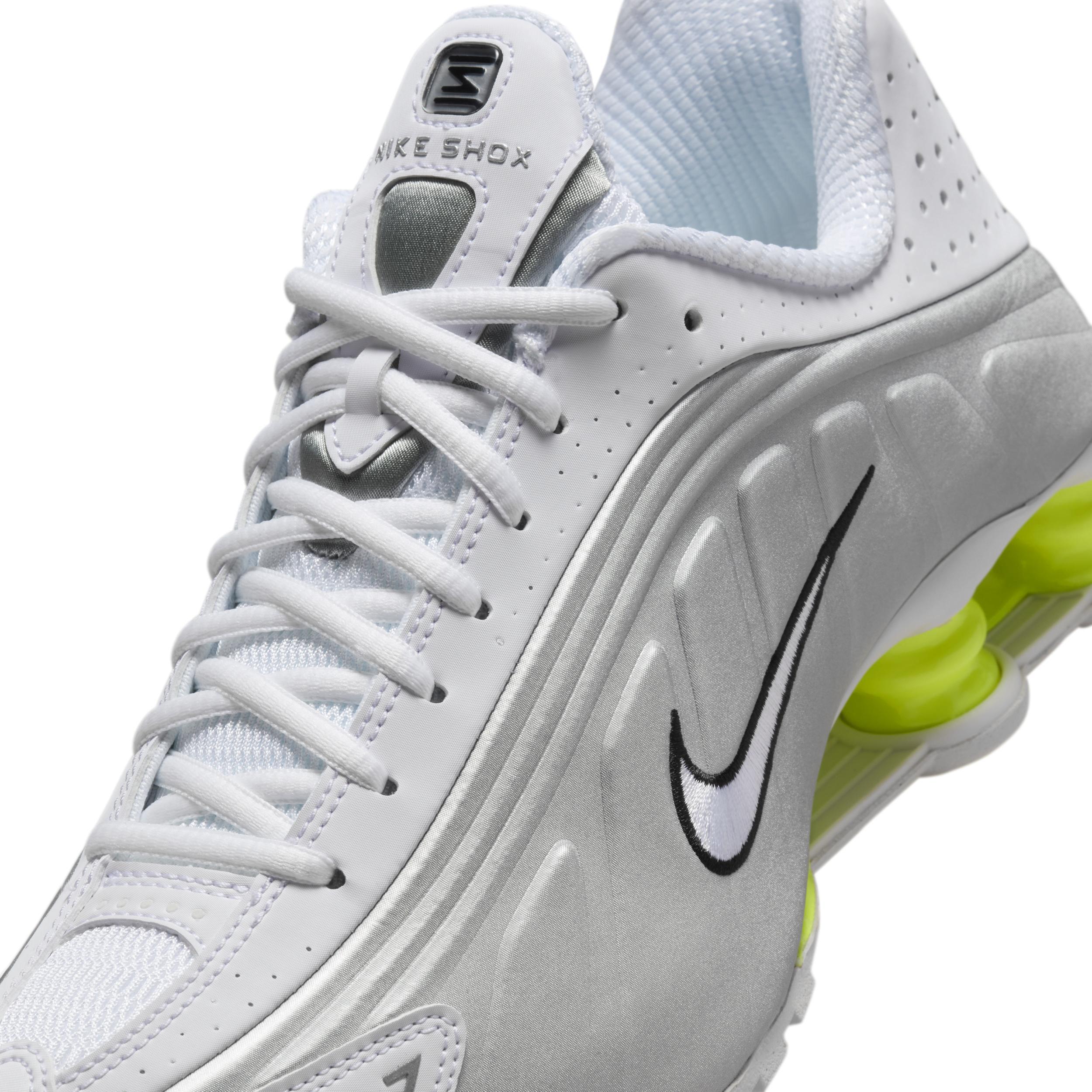 Nike Shox R4 Women's Shoes Product Image