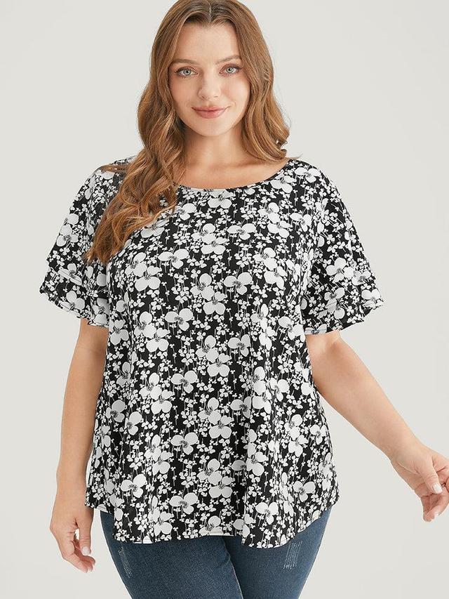 Ditsy Floral Tiered Sleeve Round Neck Ruffle Blouse Female Product Image