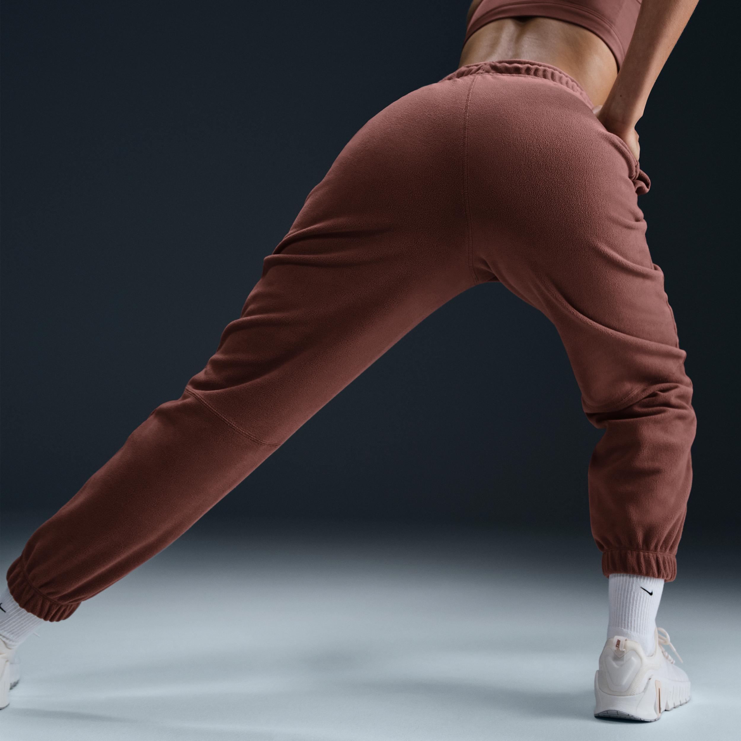 Nike Therma-FIT One Women's Loose Fleece Pants Product Image