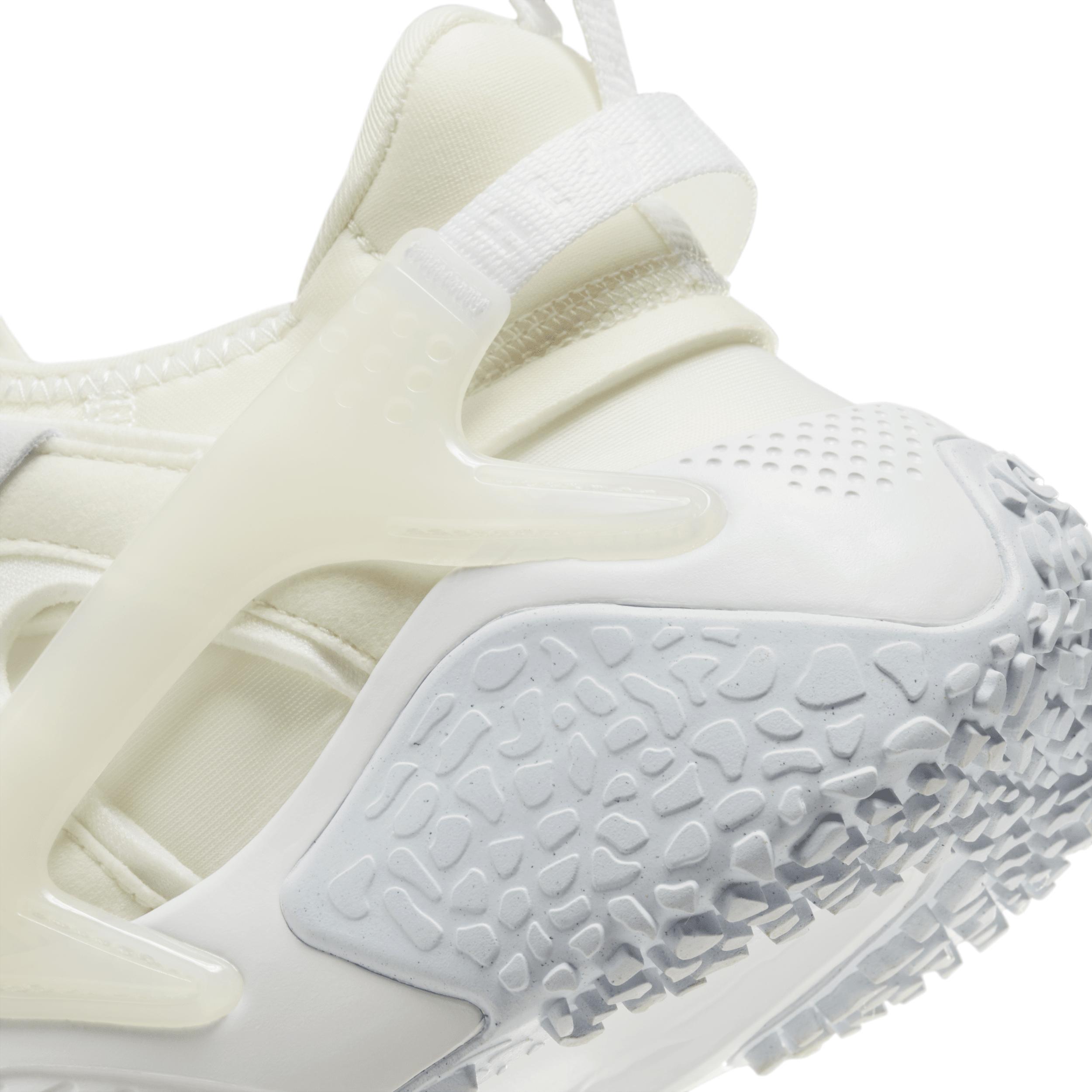 Nike Womens Air Huarache Craft Shoes Product Image