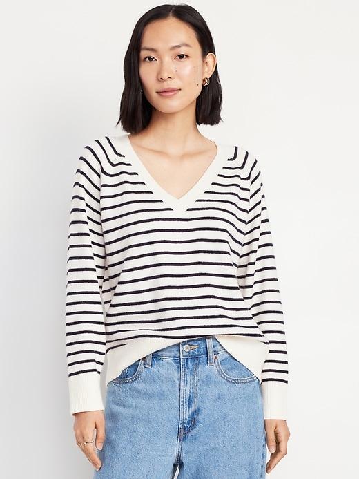 SoSoft Loose V-Neck Sweater Product Image