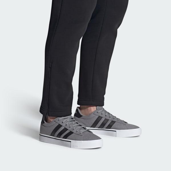 Daily 4.0 Shoes Product Image