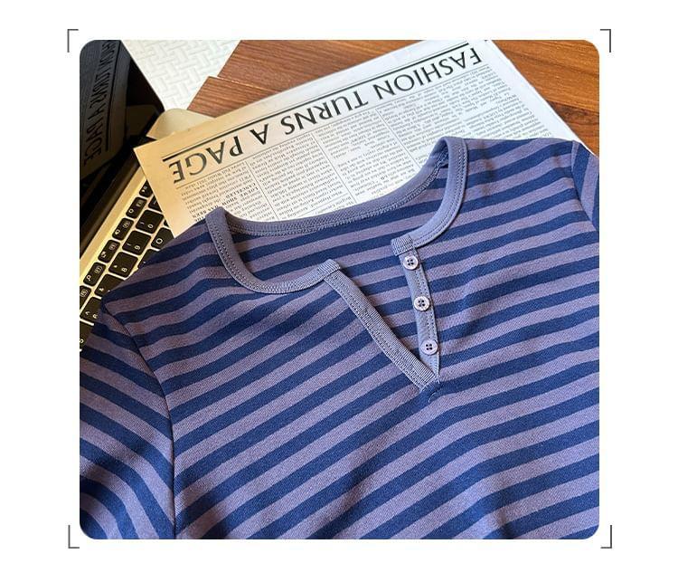 Long-Sleeve Henley Striped Slim Fit T-Shirt Product Image