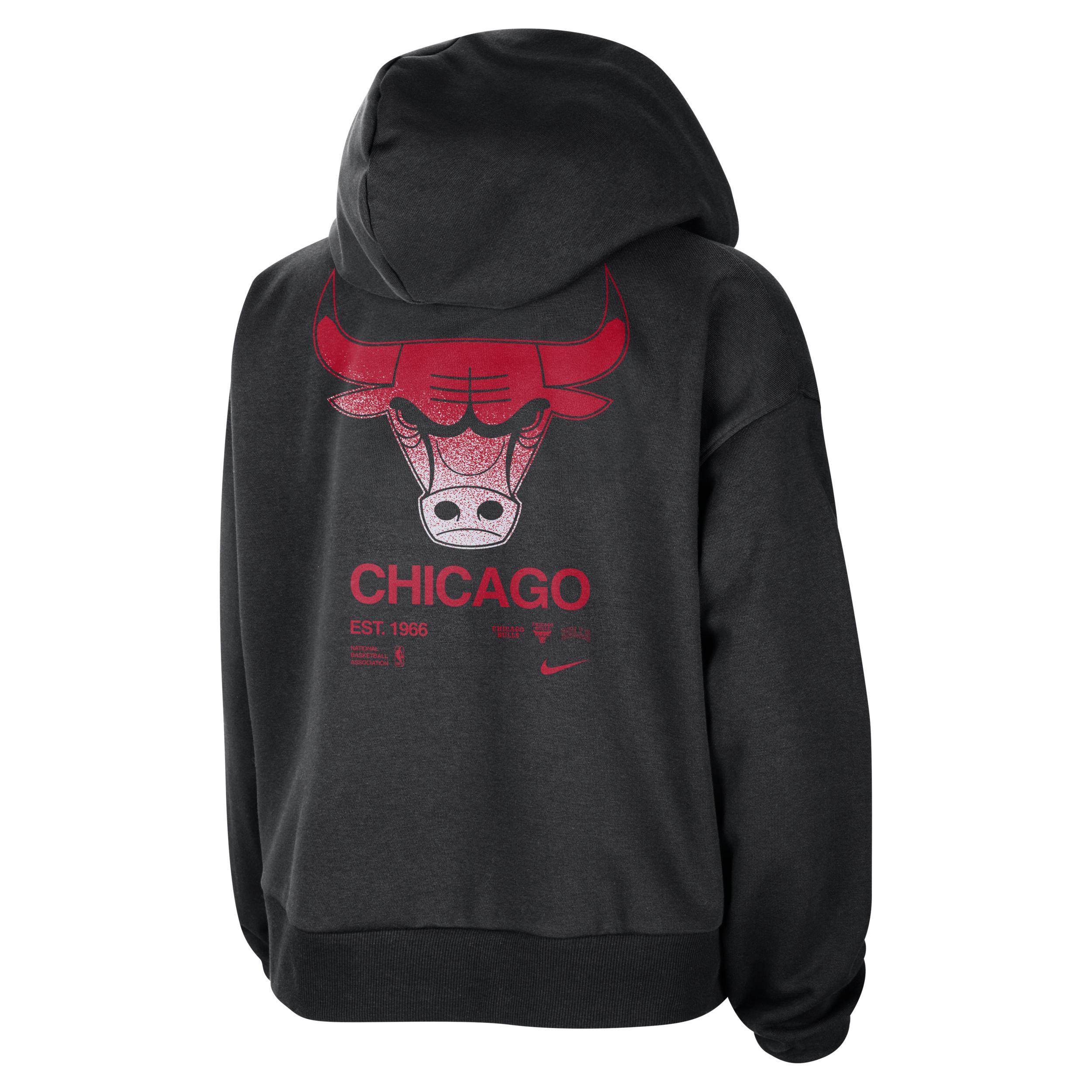 Chicago Bulls Standard Issue Nike Women's Dri-FIT NBA Pullover Hoodie Product Image