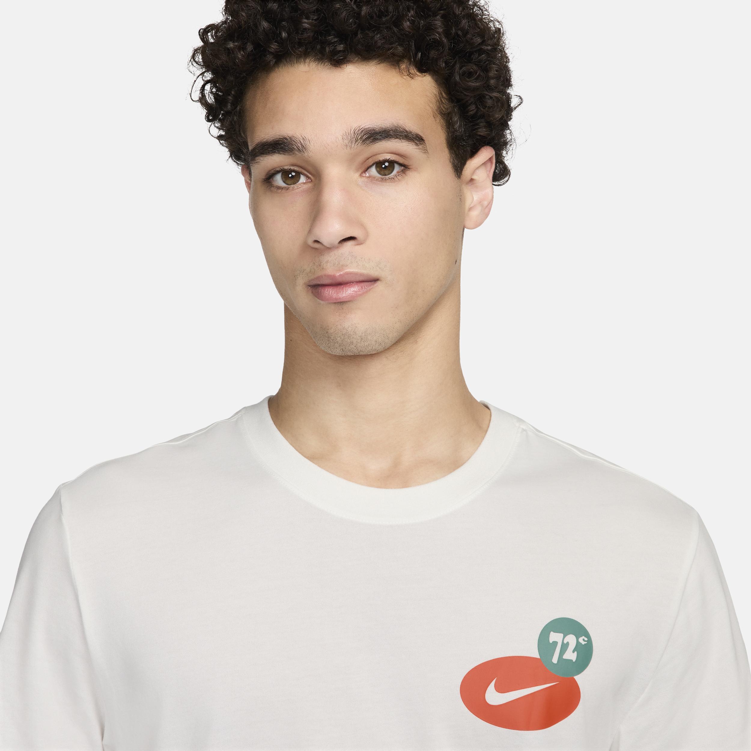 Nike Men's Dri-FIT Fitness T-Shirt Product Image